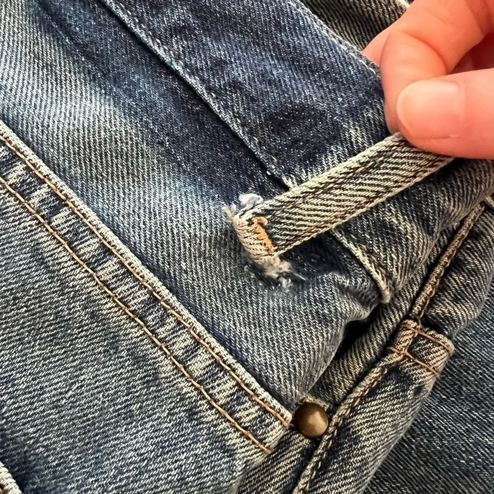 The GREAT. Kick Bell Jean Canopy Wash raw hem bell bottom cropped length sz 30